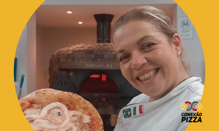 Claudia Pinho se apresenta no Conexão Pizza